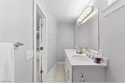 37607 Euclid Avenue, Willoughby, OH 44094 - Photo 25