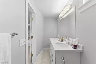 37607 Euclid Ave, Willoughby, OH 44094 - Photo 25