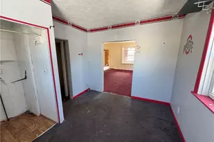 27 Wilson Ave, Niles, OH 44446 - Photo 11