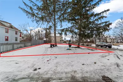 10904 Notre Dame Avenue, Loveland, OH 44104 - Photo 3