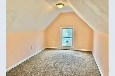 7909 Colgate Avenue, Loveland, OH 44102 - Photo 37