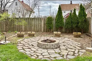 7909 Colgate Ave, Loveland, OH 44102 - Photo 13