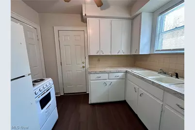 2052-2054 16th Street SW, Akron, OH 44314 - Photo 9