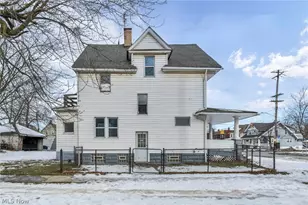 2222 W 98th St, Loveland, OH 44102 - Photo 7