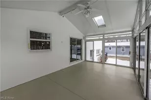 2360 Savoy Ave, Akron, OH 44305 - Photo 19