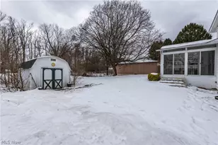 2360 Savoy Ave, Akron, OH 44305 - Photo 41