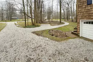 17886 Lost Trail, Chagrin Falls, OH 44023 - Photo 3