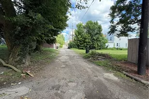 1516 Pennsylvania Ave, Steubenville, OH 43952 - Photo 29