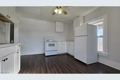 1516 Pennsylvania Avenue, Steubenville, OH 43952 - Photo 3