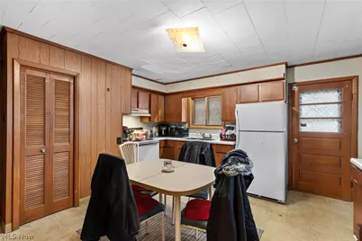 1203 Indiana Street, Martins Ferry, OH 43935 - Photo 11