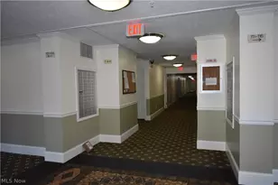 23004 Chandlers Ln, Olmsted Falls, OH 44138 - Photo 35