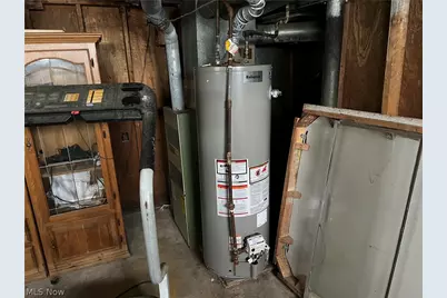 17001 Lipton Avenue, Loveland, OH 44128 - Photo 13