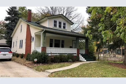 952 Oxford Road, Loveland, OH 44121 - Photo 1