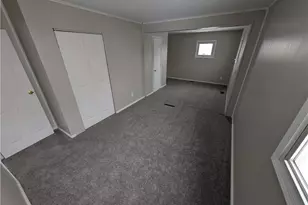 4510 Riverside Dr, Lorain, OH 44055 - Photo 7