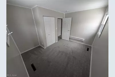 4510 Riverside Drive, Lorain, OH 44055 - Photo 11