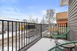 1457 W 52nd St, Loveland, OH 44102 - Photo 33