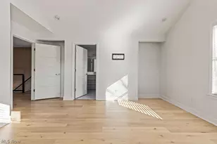 1457 W 52nd St, Loveland, OH 44102 - Photo 41