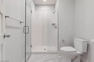 1457 W 52nd St, Loveland, OH 44102 - Photo 21