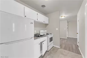 1415 Wyandotte Ave, Oakwood, OH 44107 - Photo 11