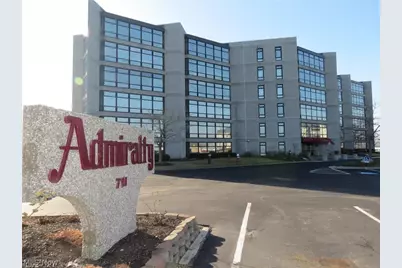 711 W Lakeshore Drive, Port Clinton, OH 43452 - Photo 5