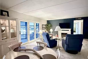 711 W Lakeshore Dr, Port Clinton, OH 43452 - Photo 7