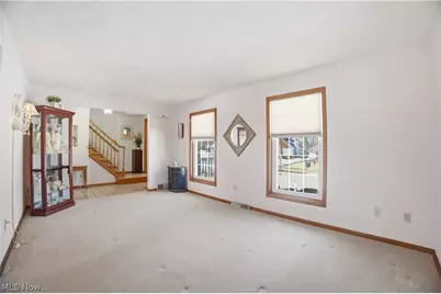 379 Wyndclift Place, Austintown, OH 44515 - Photo 11