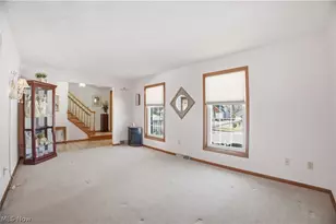 379 Wyndclift Pl, Austintown, OH 44515 - Photo 11