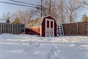 730 Hemlock Dr, Euclid, OH 44132 - Photo 33