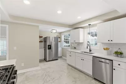 3722 Ingleside Road, Huber Heights, OH 44122 - Photo 13