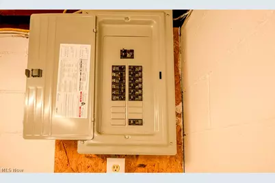 2134 Estabrook Avenue NW, Warren, OH 44485 - Photo 21