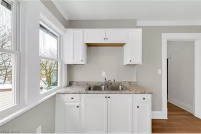 9409 Denison Avenue #4/UP, Loveland, OH 44102 - Photo 7