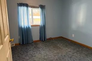 71571 Main St, St Clairsville, OH 43950 - Photo 15