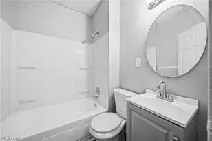 9512 Parkview Ave, Loveland, OH 44104 - Photo 33