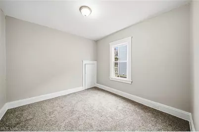 9512 Parkview Avenue, Loveland, OH 44104 - Photo 17