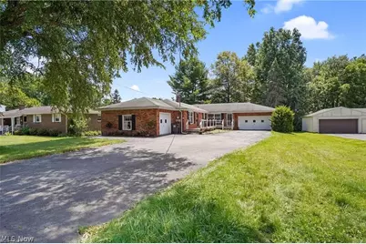 321 Meadowbrook Avenue, Boardman, OH 44512 - Photo 1
