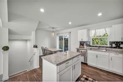 698 Pine Spring Drive, Painesville Twp, OH 44077 - Photo 9