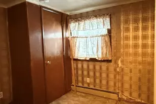 35 Center St, Leetonia, OH 44431 - Photo 9