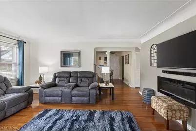 17282 McCracken Road, Maple Heights, OH 44137 - Photo 9