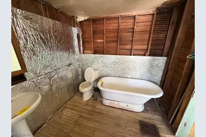 834 Clarendon Avenue NW, Canton, OH 44708 - Photo 13