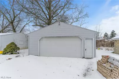 34 N Bon Air Avenue, Youngstown, OH 44509 - Photo 7