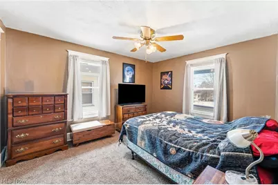 34 N Bon Air Avenue, Youngstown, OH 44509 - Photo 13