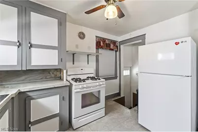 34 N Bon Air Avenue, Youngstown, OH 44509 - Photo 7