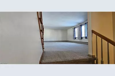 285 Tanglewood Trail, Wadsworth, OH 44281 - Photo 5