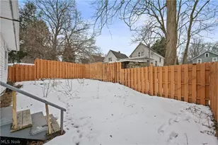 434 Matthews St, Akron, OH 44306 - Photo 5