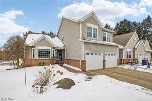 2837 Stratford Cir, Akron, OH 44312 - Photo 1