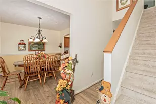 1329 Gill Ct, Twinsburg, OH 44087 - Photo 5