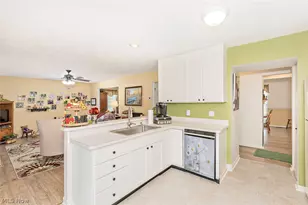 1329 Gill Ct, Twinsburg, OH 44087 - Photo 11