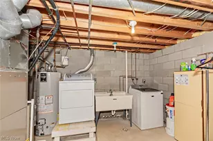 1329 Gill Ct, Twinsburg, OH 44087 - Photo 35