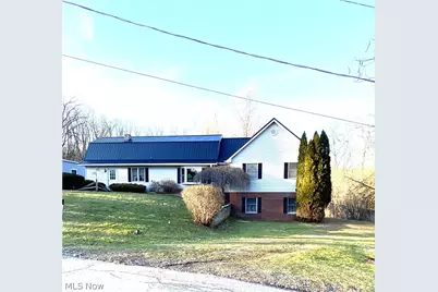 400 Lyons Avenue, East Palestine, OH 44413 - Photo 1