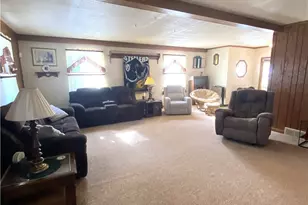 400 Lyons Ave, East Palestine, OH 44413 - Photo 17